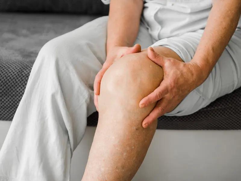 Knee Arthritis? When to go Under a Knife?